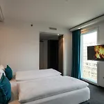 Hotel One Berlin-alexanderplatz Berlino