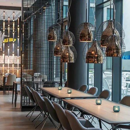 Hotel One Berlin-alexanderplatz 3*