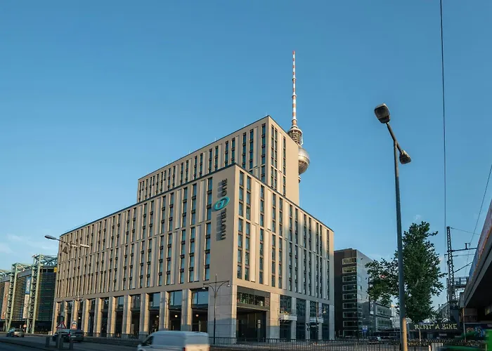 One Berlin-alexanderplatz 3*