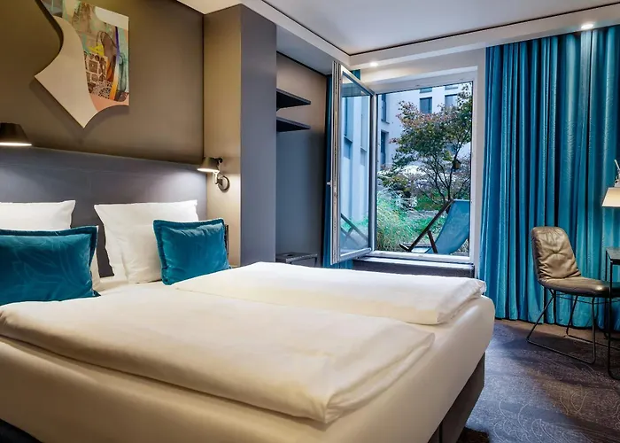 One Berlin-alexanderplatz 3*