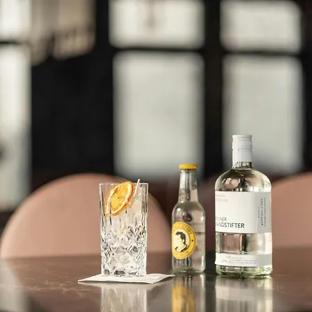 柏林亚历山大一号汽车旅馆 3*