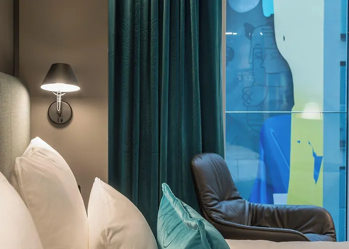 One Berlin-alexanderplatz Hotel 3*